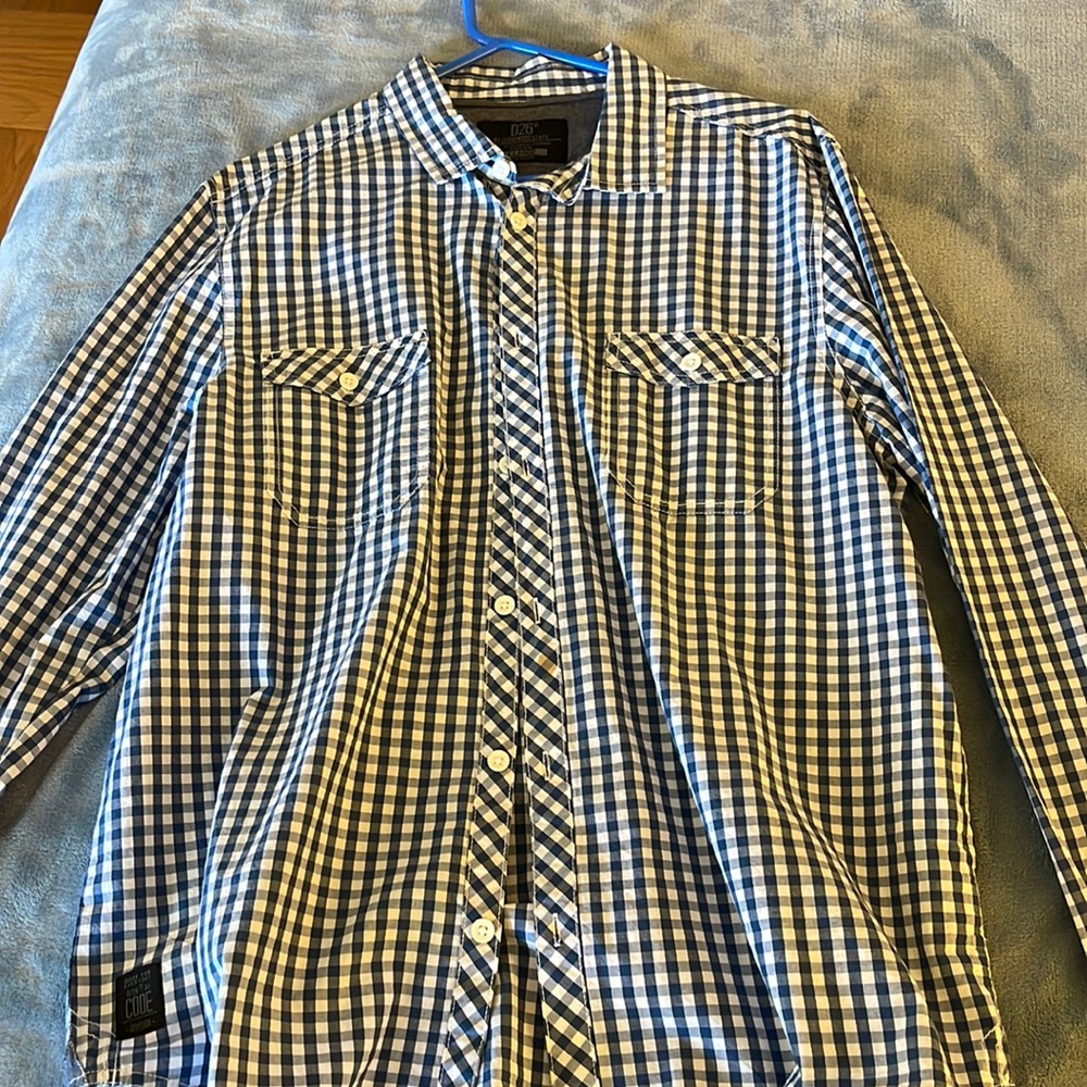 Mens blue and white checkered dress shirt XL